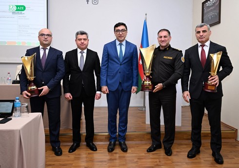 Gənclər və İdman Nazirliyi ilboyu keçirilmiş yarışlarda fərqlənən dövlət qurumlarını təltif edib