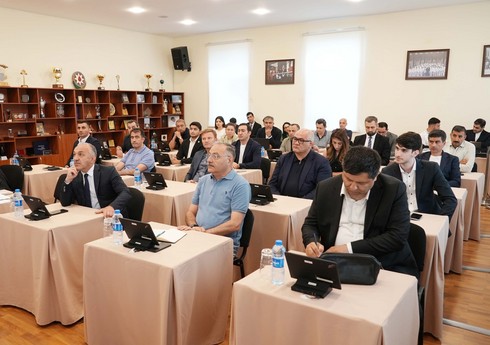 Gənclər və İdman Nazirliyində VI İslam Həmrəyliyi Oyunlarına hazırlıqla bağlı görüş keçirilib