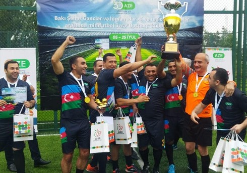 Gənclər və İdman Nazirliyinin 30 illiyinə həsr olunan minifutbol turniri keçirilib