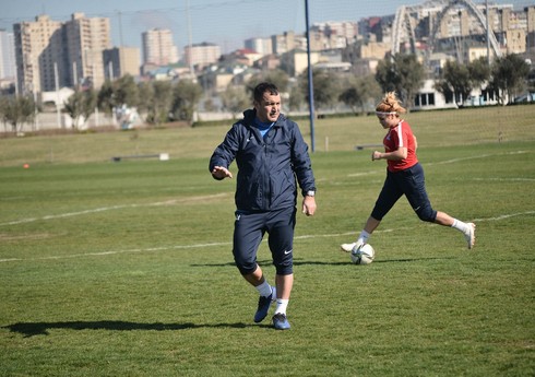 Həbib Ağayev: Azərbaycanın qadın futbolunda seleksiya ilə bağlı böyük problemlər var