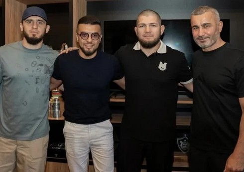 Həbib Nurməhəmmədovla İslam Maxaçev Bakıya gəliblər