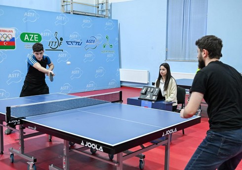 “İdman həftəsi” çərçivəsində tələbələr arasında stolüstü tennis yarışına start verilib