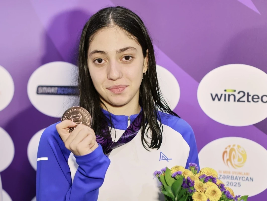 III MDB Oyunları: Azərbaycan üzgüçülükdə ilk medalını qazanıb - FOTO