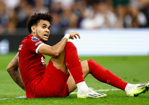 İngiltərə hakimlər təşkilatı “Liverpul”un matçında arbitrin ciddi səhvə yol verdiyini etiraf edib