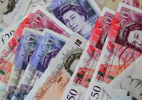 İngiltərə klubları bir il ərzində agentlərə 409 milyon funt-sterlinqdən çox pul ödəyiblər