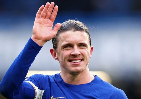 İngiltərə klubunun futbolçusu "Atletiko"ya keçəcək