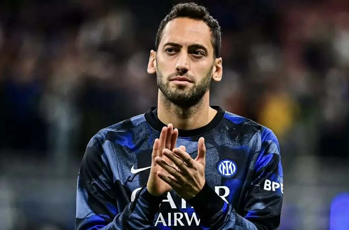 “İnter”dən Hakana xəbərdarlıq: “Bu tarixə qədər qərar ver”