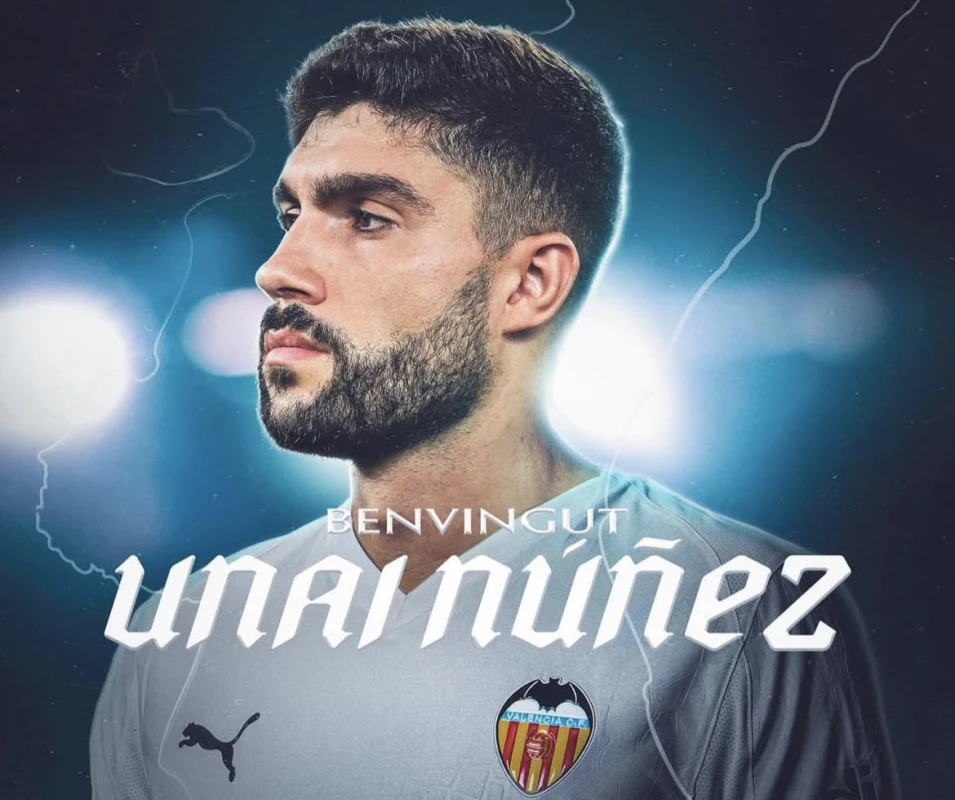 İspaniyalı futbolçu La Liqada klubunu dəyişib - RƏSMİ