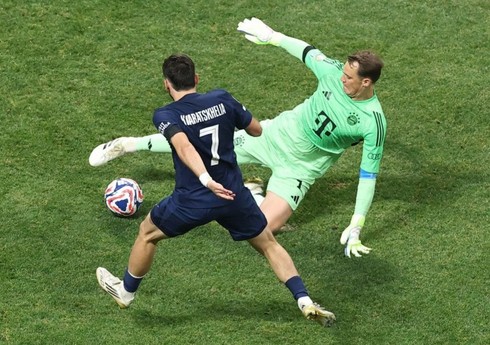 Klublararası dünya çempionatı: PSJ "Bavariya"nı 9 oyunçu ilə məğlub edərək yarımfinala yüksəlib