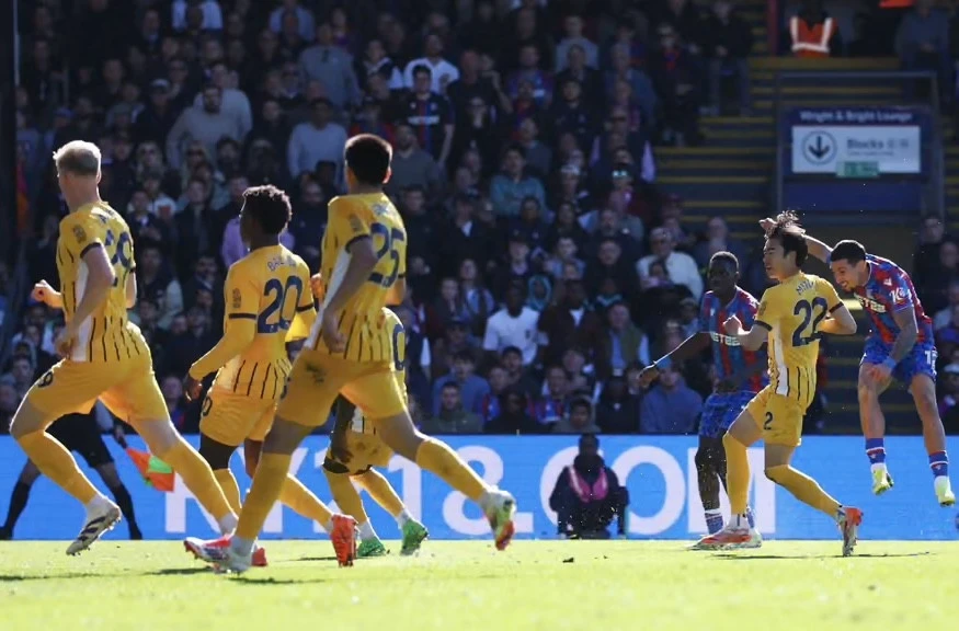 “Kristal Pelas” evdə, “Vulverhempton” səfərdə qalib gəldi