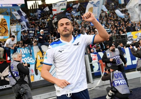 "Latsio" 37 yaşlı ispaniyalı futbolçu ilə yeni müqavilə imzalayıb