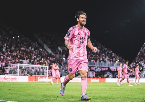 Lionel Messi zədəsini sağaldıb