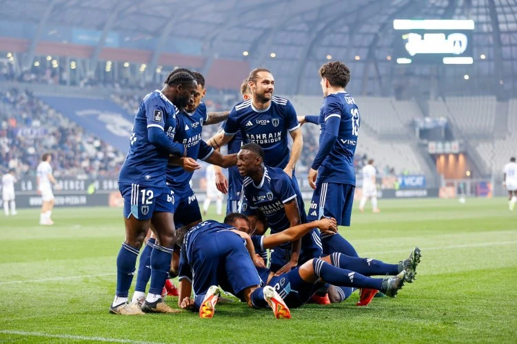 Liqa 1-ə yüksələn daha bir komanda bəlli oldu