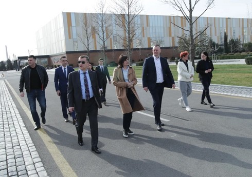 Litva rəsmiləri Milli Gimnastika Arenasında olublar