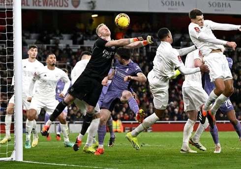 “Liverpul” məğlubiyyətsizlik seriyasını altıya çatdırıb