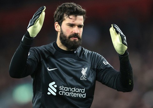 "Liverpul"un qapıçısı məşqləri bərpa edib