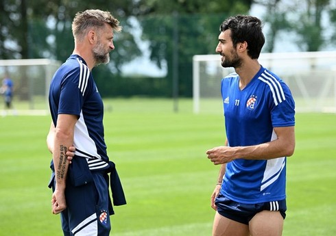 Mahir Emreli "Dinamo"da qala bilər