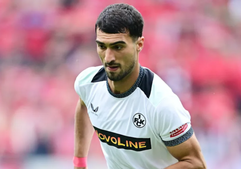Mahir Emreli "Şalke 04" ilə oyunda qol vurmaq istəyir