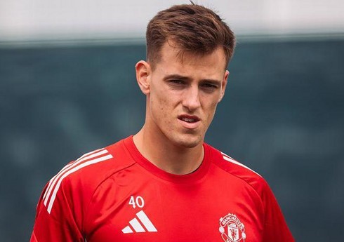 "Mançester Yunayted" müqavilə müddətini uzatdığı qapıçısını icarəyə göndərib