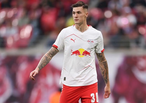 "Mançester Yunayted" sloveniyalı futbolçunu transfer etməyə yaxındır