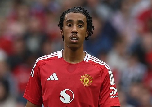 "Mançester Yunayted"in yeni transferi üç ay yaşıl meydanlardan kənarda qalacaq