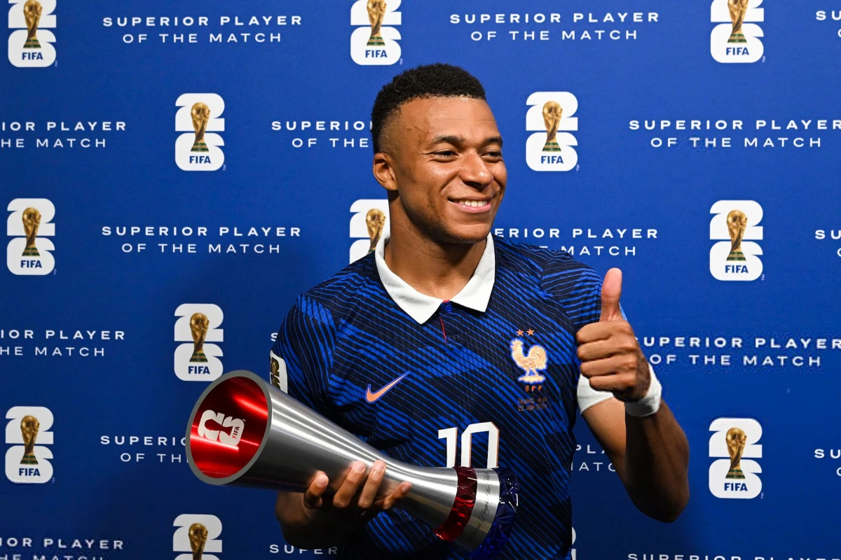 Mbappe matçın ən yaxşısı seçildi - 16 oyunda 16 qol