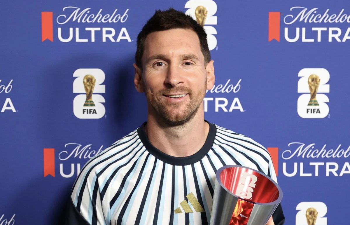 Messi yenə ən yaxşı seçildi: 5 matçda 4-cü dəfə