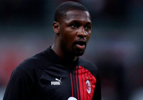 "Milan" futbolçusu ilə yollarını ayırıb