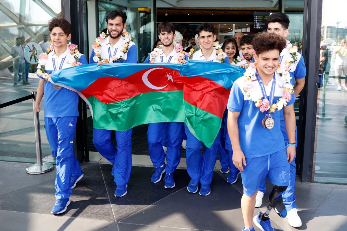 Milli Paralimpiya komandamız Vətənə qayıdıb