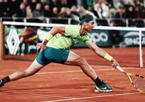 Nadal torpaq kortda 200 qələbə qazanan ilk tennisçi olub