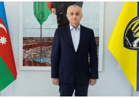 Namiq Qədirov: "Kəpəz" Mirça Redniklə danışıq aparmayıb"