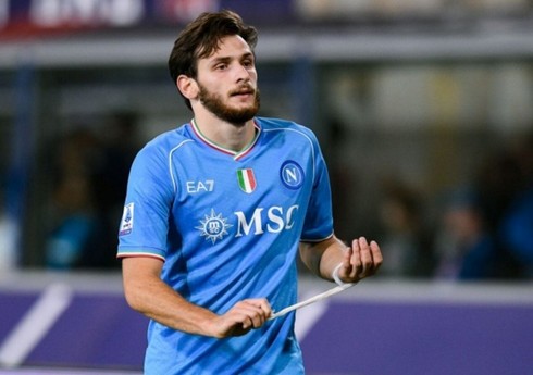 "Napoli" klubu Xviça Kvaratsxeliyanın maaşını 6 dəfə artırmağı düşünür