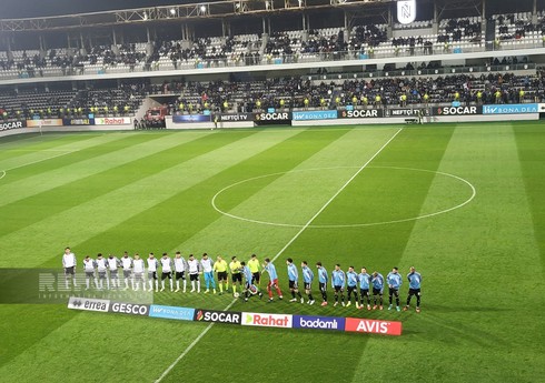 "Neftçi" - "Qarabağ" oyunu başlayıb