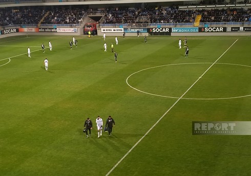 "Neftçi"nin kapitanı "Qarabağ"la oyunda zədələnib