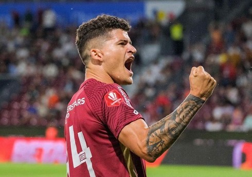 “Neftçi”nin yeni transferi: “Baş məşqçi amili gəlməyimdə əsas rol oynadı”