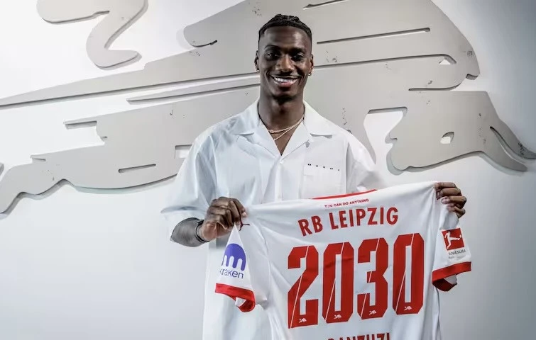 Niderlandlı futbolçu “Leypsiq”də - RƏSMİ