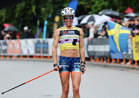 Norveçli xizəkçi pul mükafatının azaldılmasına etiraz olaraq nömrəsini yandırıb