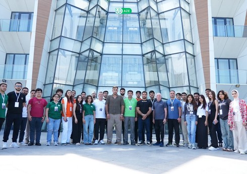 Olimpiya çempionları "Gənc idman liderləri" layihəsinin qonağı olublar