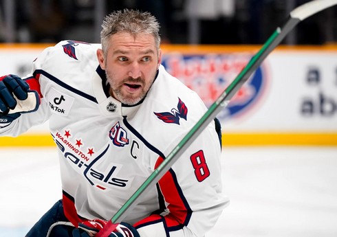 Oveçkin NHL tarixində ən çox pul qazanan hokkeyçi olub