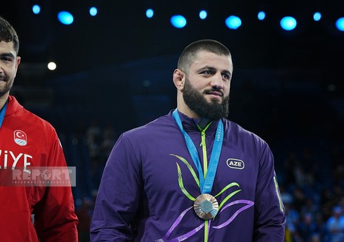 Paris-2024: Azərbaycanın sərbəst güləşçisi bürünc medal qazanıb