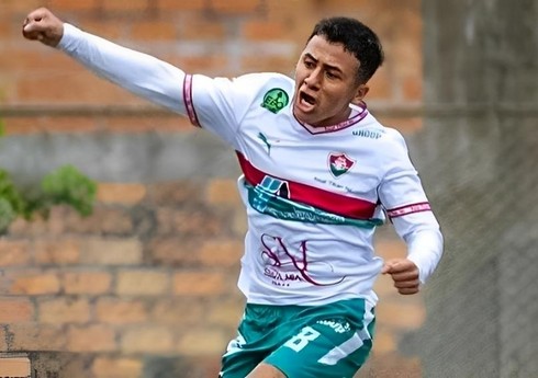 Peruda 21 yaşlı futbolçu matç zamanı qapıçı ilə toqquşmadan sonra vəfat edib