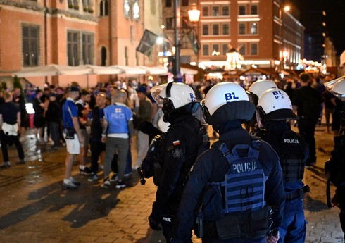 Polşada "Çelsi" və "Betis" klublarının azarkeşləri arasında dava düşüb