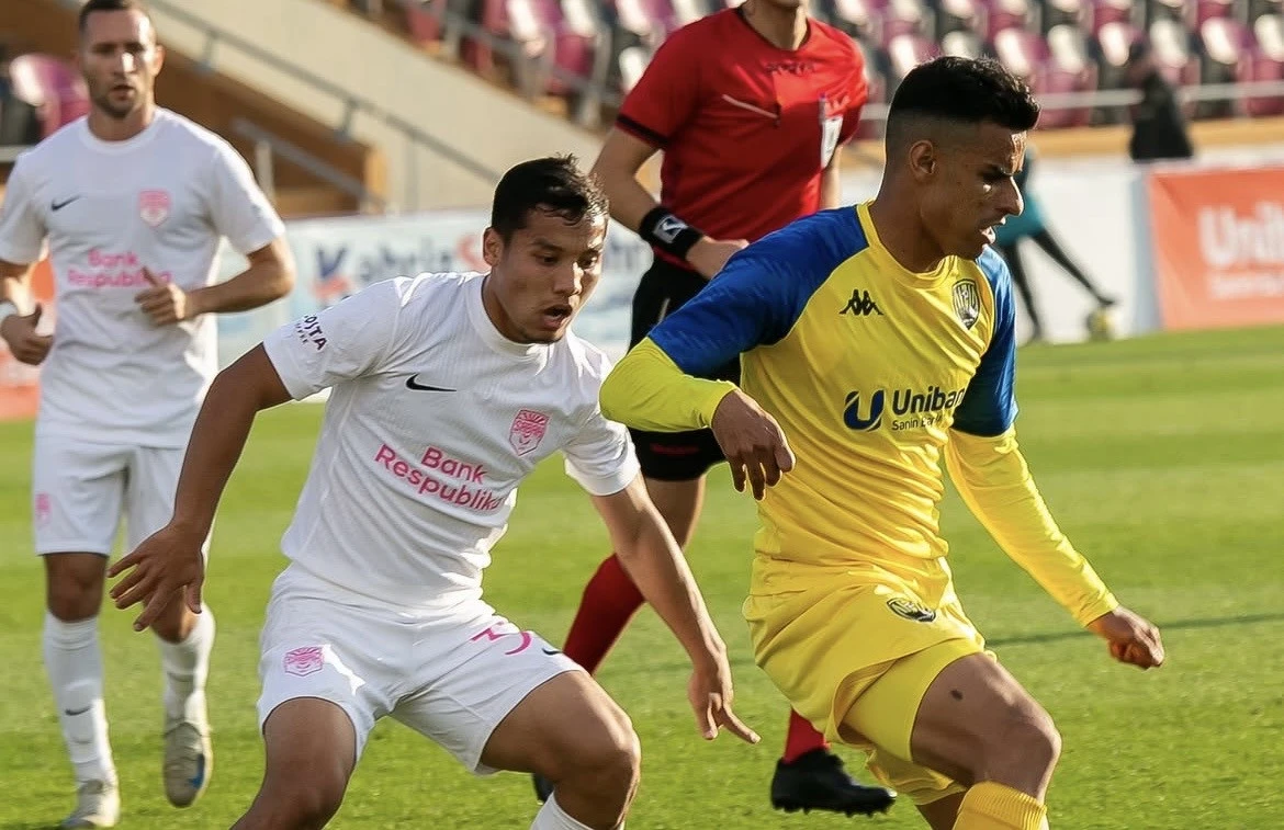 Premyer Liqa: Lider “Kəpəz”ə qarşı - Heyətlər - YENİLƏNİR