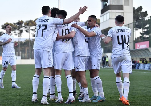 Premyer Liqa: "Qarabağ" səfərdə "Sumqayıt"ı darmadağın edib