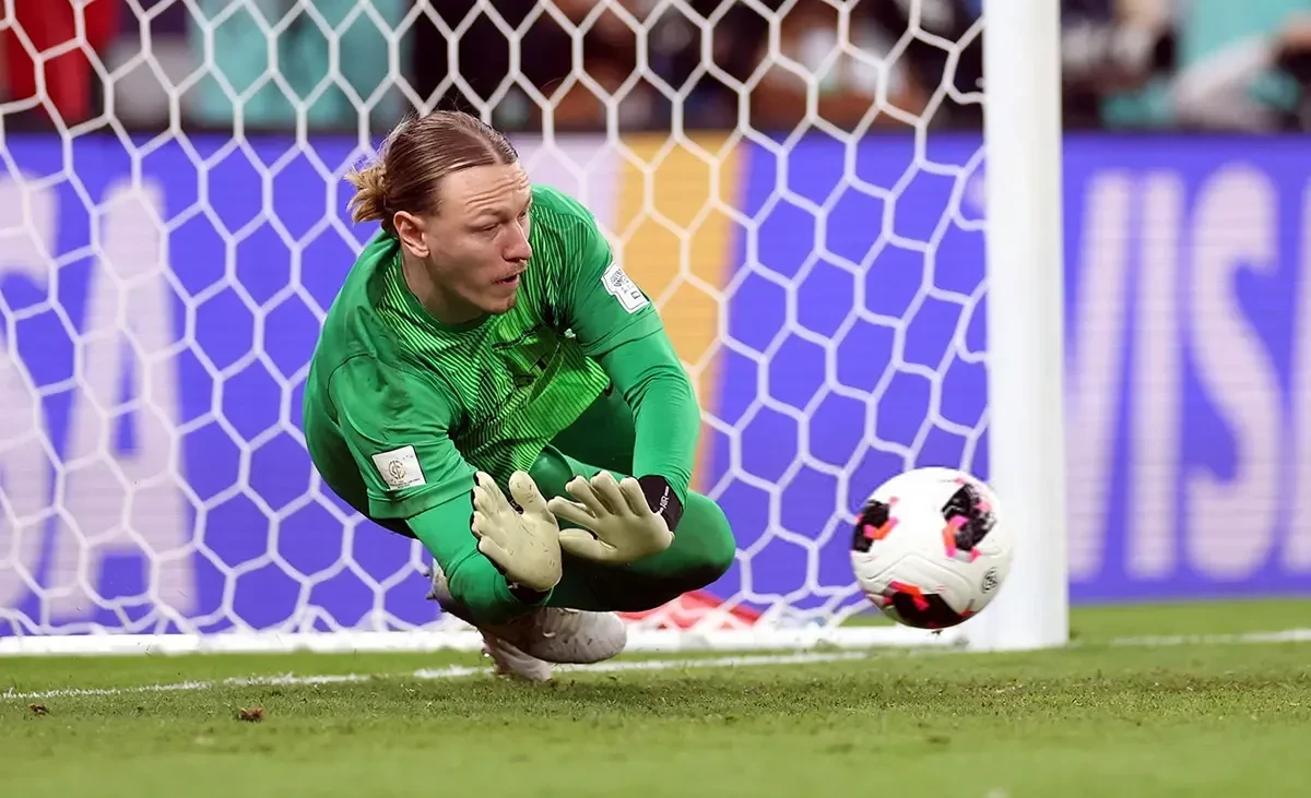 PSJ-nin rusiyalı qapıçısı mütləq rekord müəyyənləşdirib - VİDEO