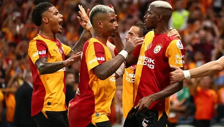 “Qalatasaray” 3 xalı 3 qolla qazandı