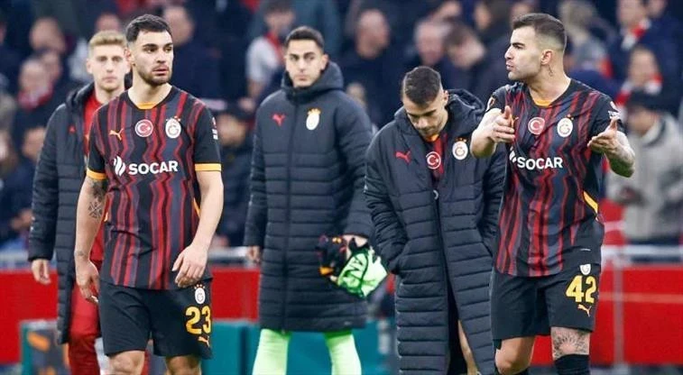 "Qalatasaray" iki futbolçu ilə müqaviləni yeniləyib