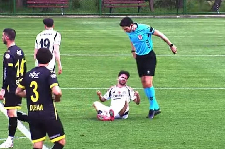 “Qalatasaray” matçı öncəsi “Beşiktaş”ın iki oyunçusu zədələnib