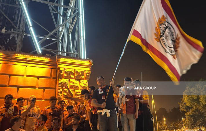 “Qalatasaray”ın 25-ci çempionluğu Bakıda da coşqu ilə qeyd edilib - FOTO - VİDEO