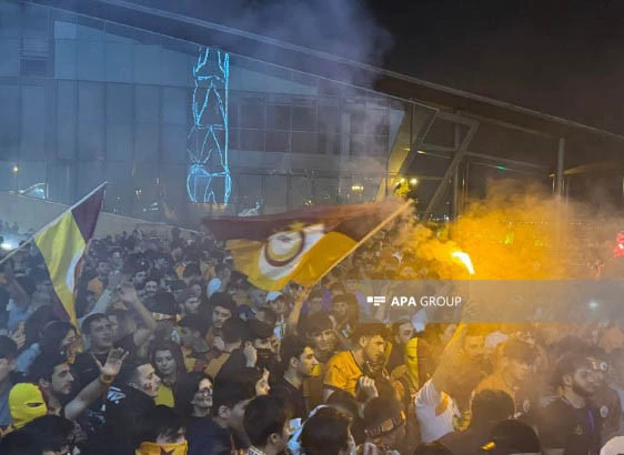 “Qalatasaray”ın 25-ci çempionluğu Bakıda da coşqu ilə qeyd edilib - FOTO+VİDEO